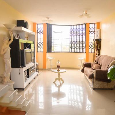 VENTA DE LOCAL COMERCIAL EN AV. FERNANDO BELAÚNDE TERRY